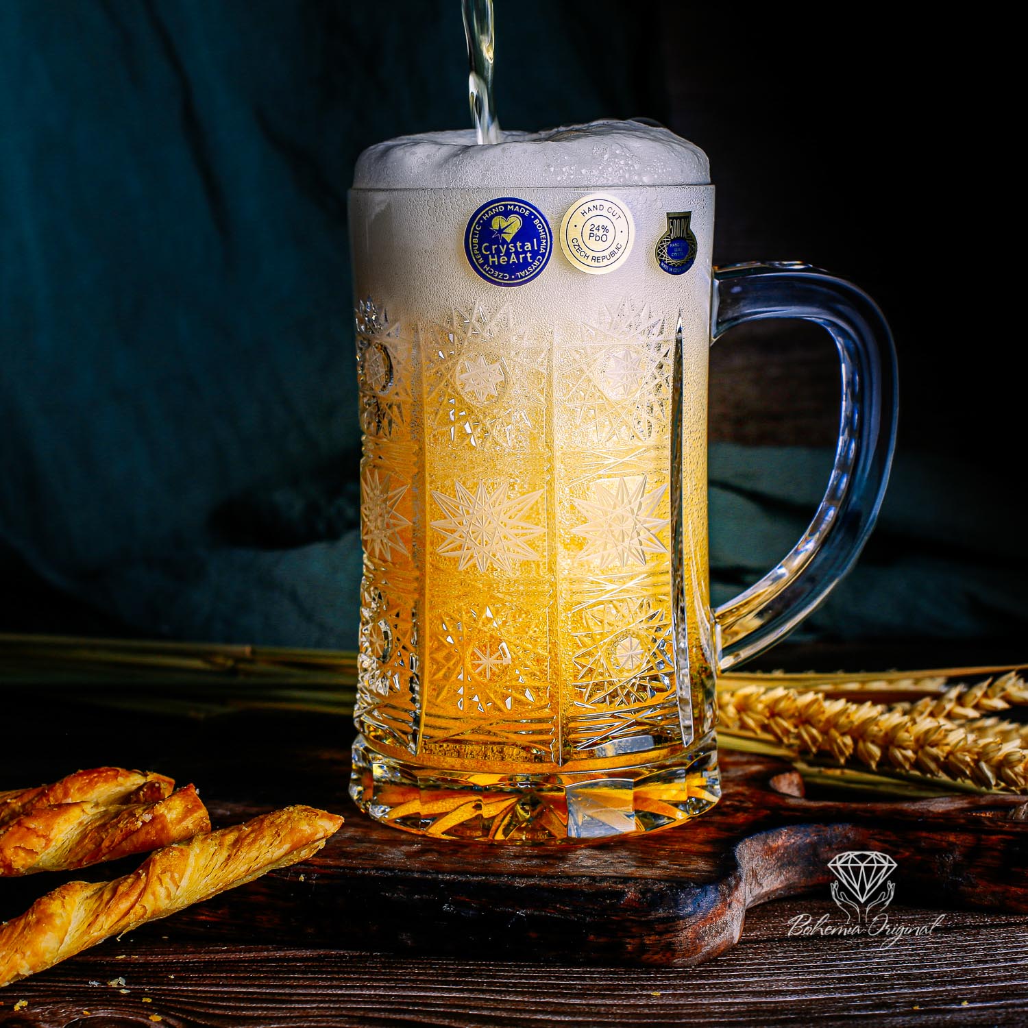 https://www.bohemiacrystal.online/wp-content/uploads/2022/05/Pulitr-34629-57001-500-I-Crystal-unique-Beer-mug-glass-handmade-design-best-seler-Bohemia-Crystal-2022.jpg